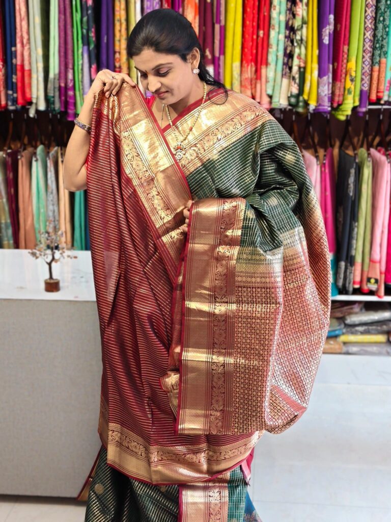 IMG COM 2025121612292204211 - Kanchipuram Sarees