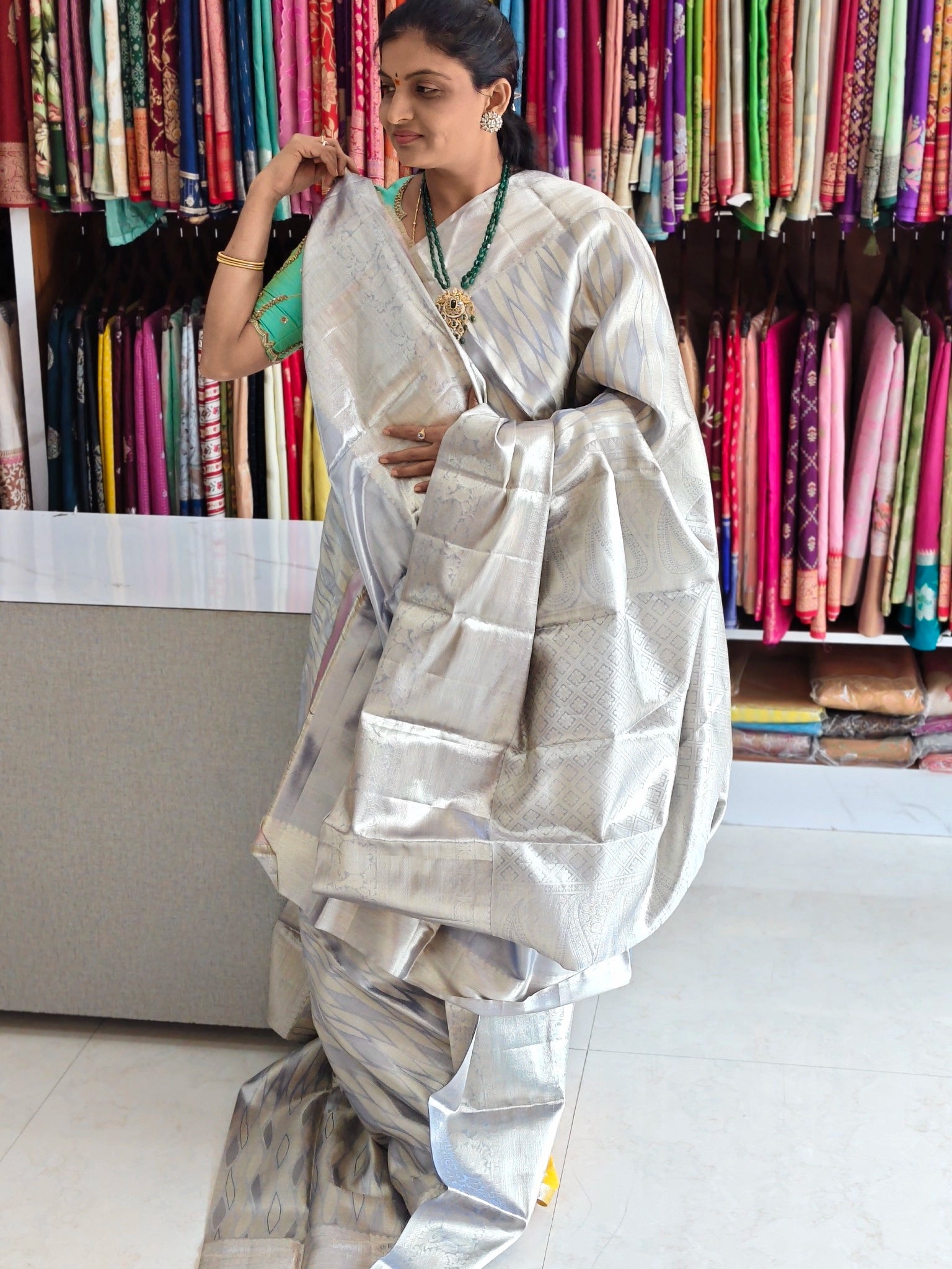 Pure kanchi pattu saree (silk mark certified) - Kanchipuram Sarees by Shreekari Silks Pure kanchi pattu saree (silk mark certified) - Image 3