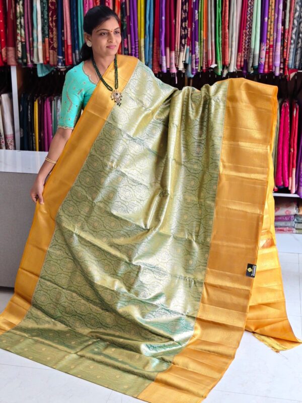 Pure kanchi pattu (silk mark certified)