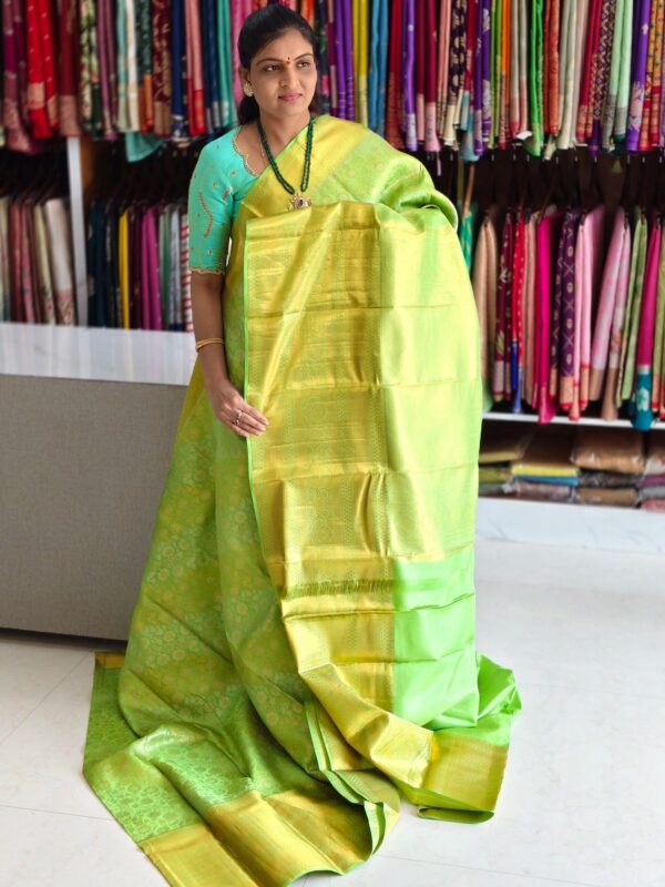 Pure kanchi pattu (silk mark certified) - Kanchipuram Sarees by Shreekari Silks