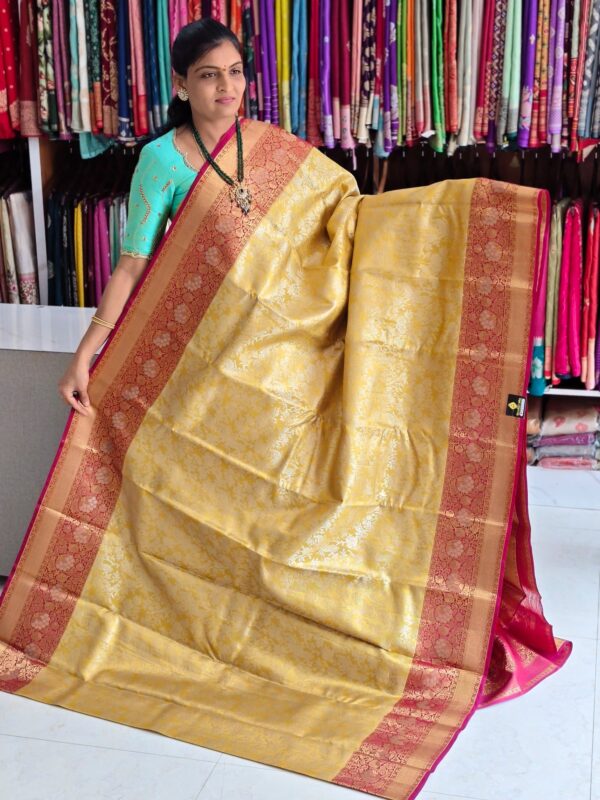 Pure kanchi pattu (silk mark certified)