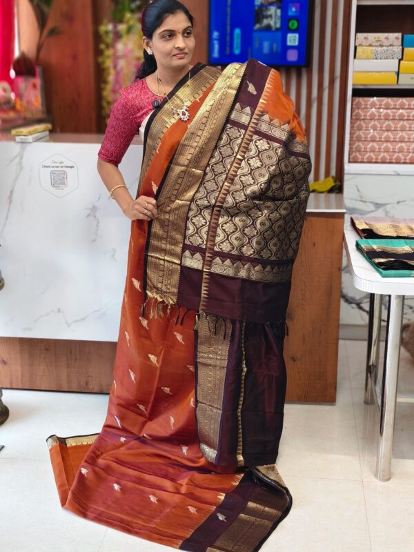 Light Weight Handloom Kanchi Pattu saree - Kanchipuram Sarees by Shreekari Silks